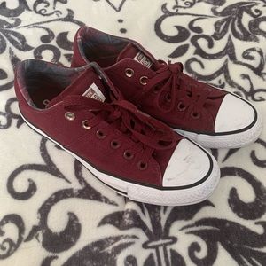 Converse women size 8